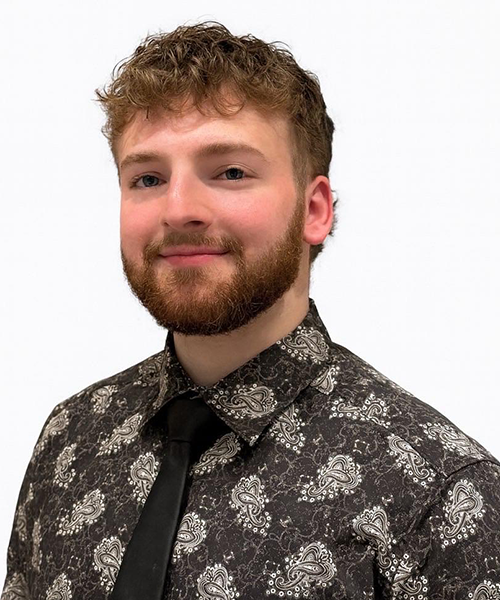Portrait of Oliver, trainee AAT accountant